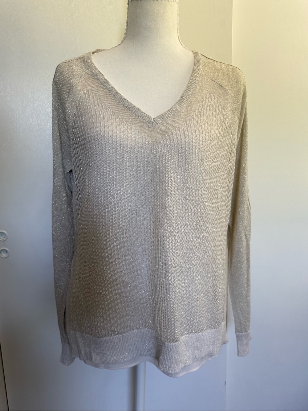 Lucky Brand Light Cream V-Neck Sweater **NEW WITH TAGS**